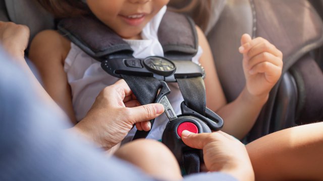 Dispositivi anti abbandono per bambini in auto, quale scegliere? -  FASTWEBPLUS