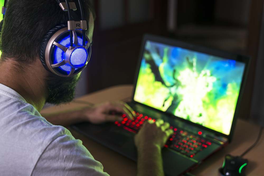 Desktop-computer-gaming Desktop-computer-gaming