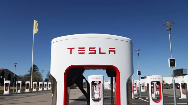 Tesla supercharger | Fastweb Plus