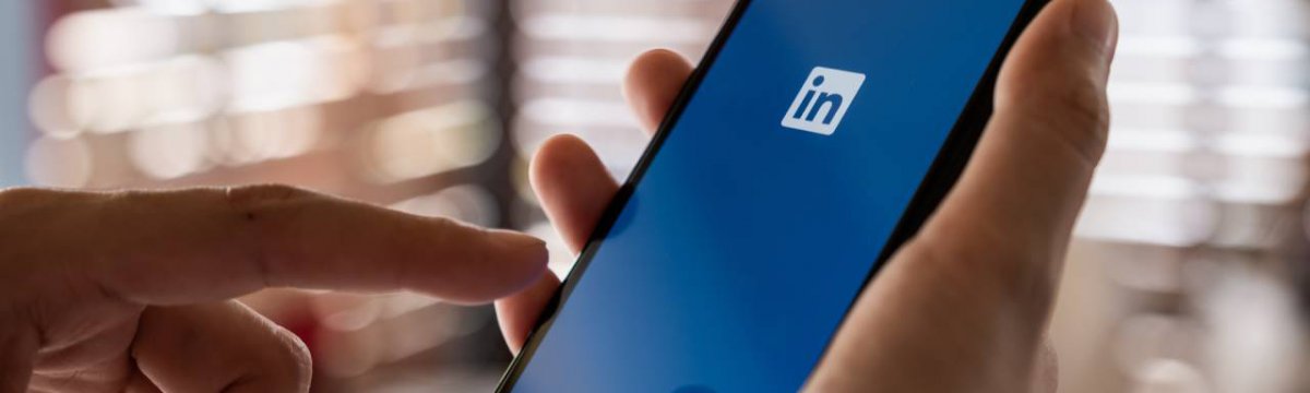 Come guardare i profili in incognito con LinkedIn FASTWEBPLUS