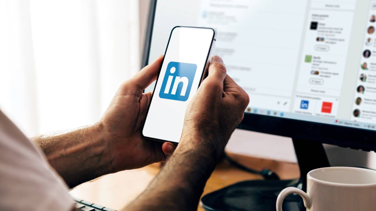 LinkedIn LinkedIn
