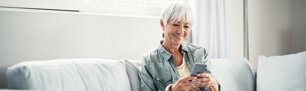 Strumenti digitali, come aiutare gli anziani ad utilizzarli quotidianamente  - FASTWEBPLUS