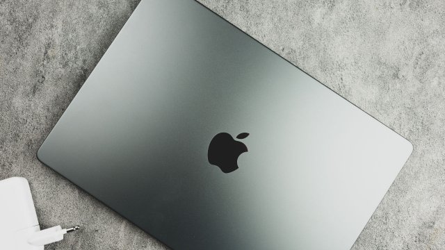 Macbook