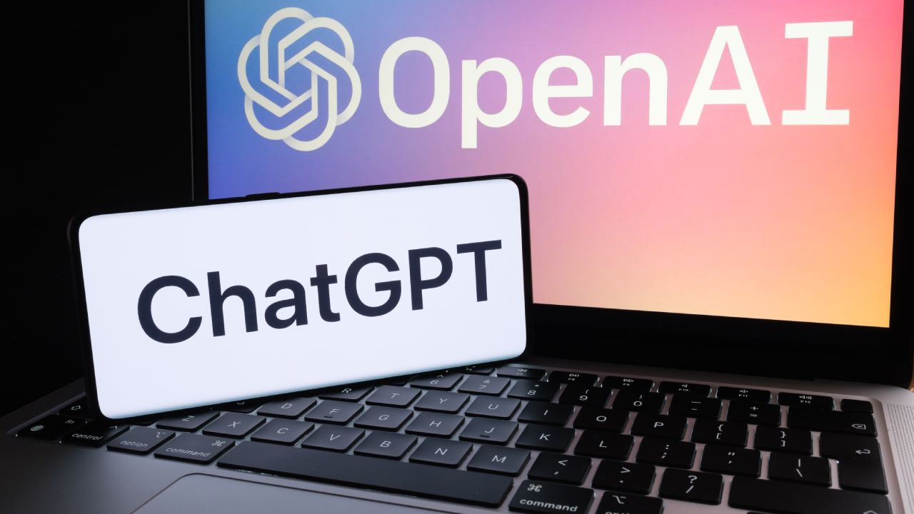 ChatGPT, qual è l'alternativa open source