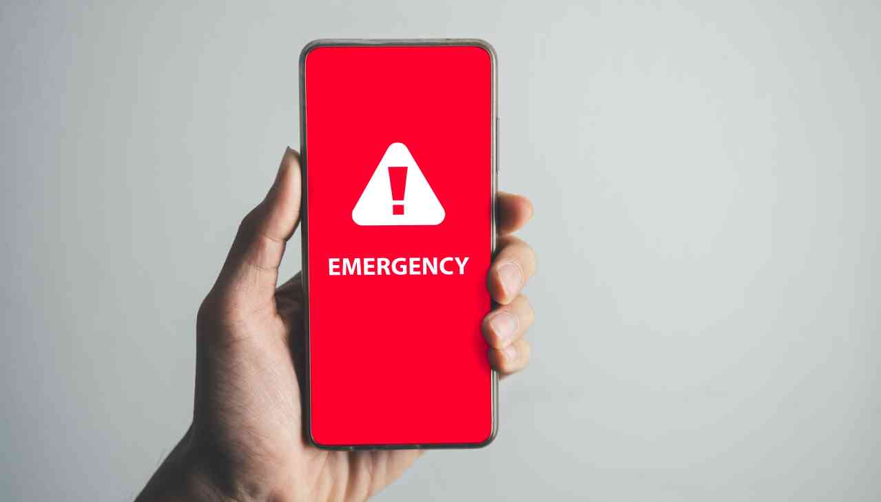 segnale di emergenza su smartphone